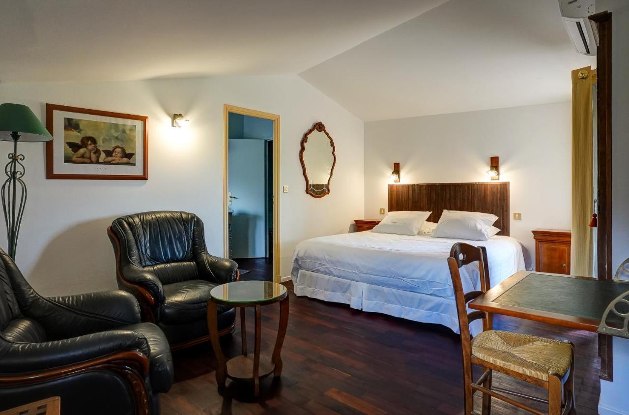 La Chaumiere, Demeure D'Hotes Lauris Exterior photo
