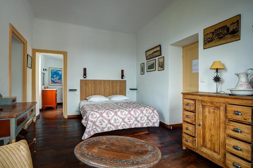 La Chaumiere, Demeure D'Hotes Lauris Exterior photo