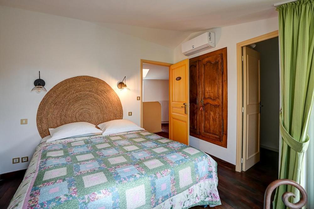 La Chaumiere, Demeure D'Hotes Lauris Exterior photo